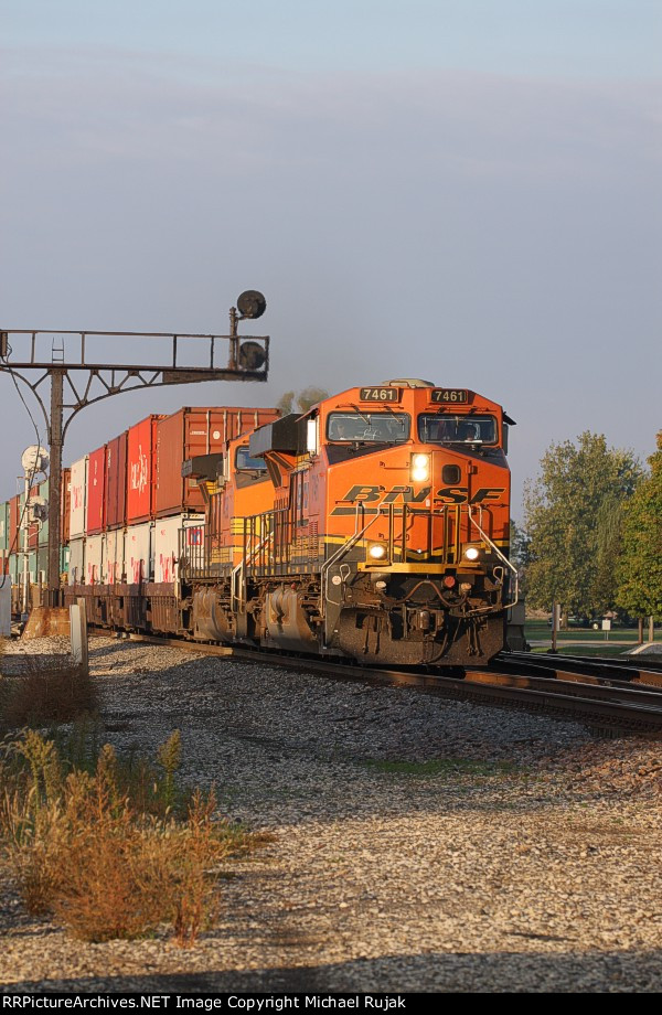 BNSF 7461